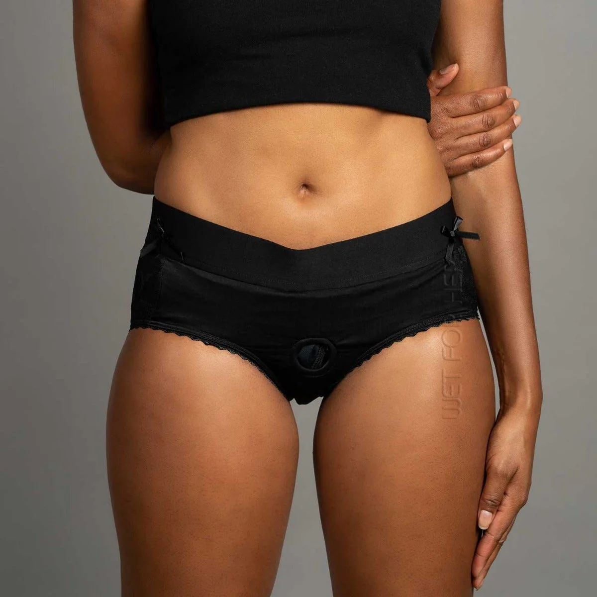 Bella - Lingerie Strap-On Harness - Image 5