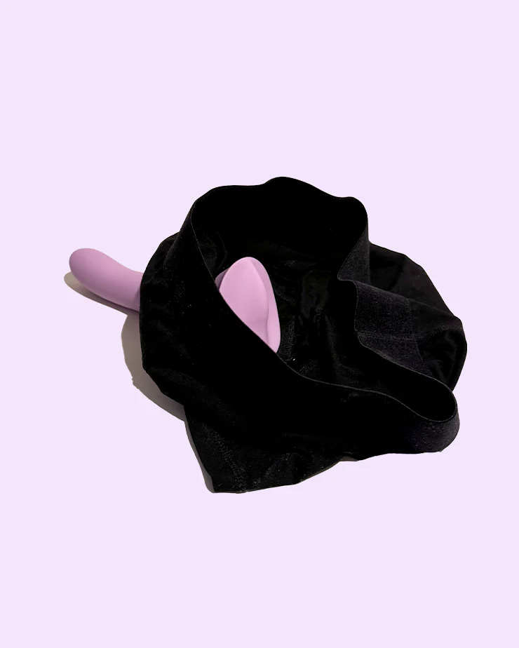 Fusion Vibe 2.0 - Vibrating Strap-On Dildo with Grinding Base™ - Image 24